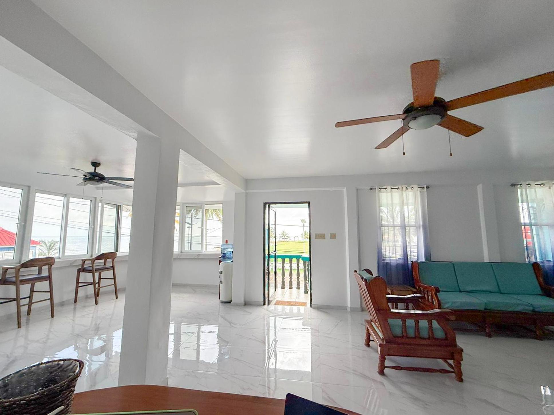 Bonefish Hotel Dangriga Extérieur photo